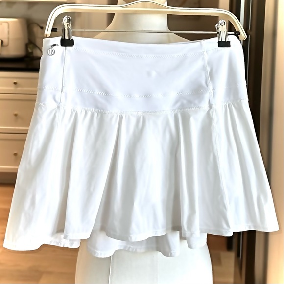 LULULEMON Run Skirt in White — 8 - Picture 3 of 6